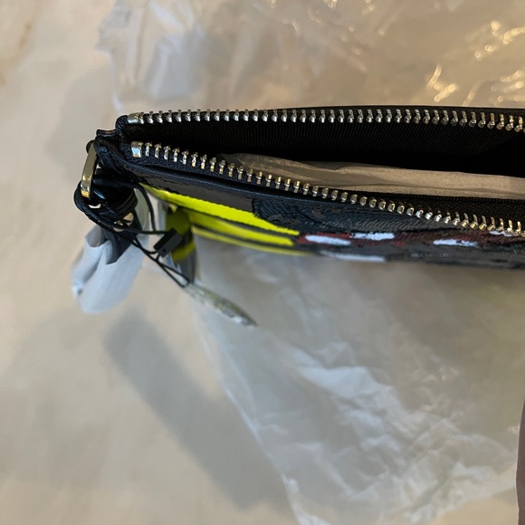 Alice+Olivia Stace Face Large Zip Pouch w/ Multicolor Wristlet NWT Pristine - Picture 10 of 13